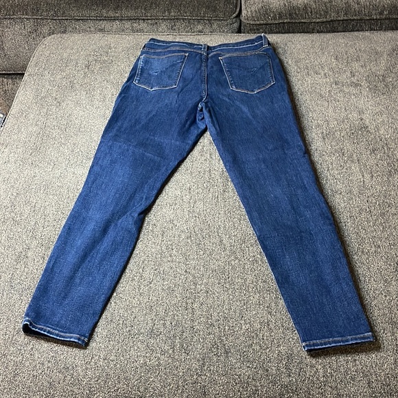 Hudson jeans size 31. High rise - Picture 3 of 3